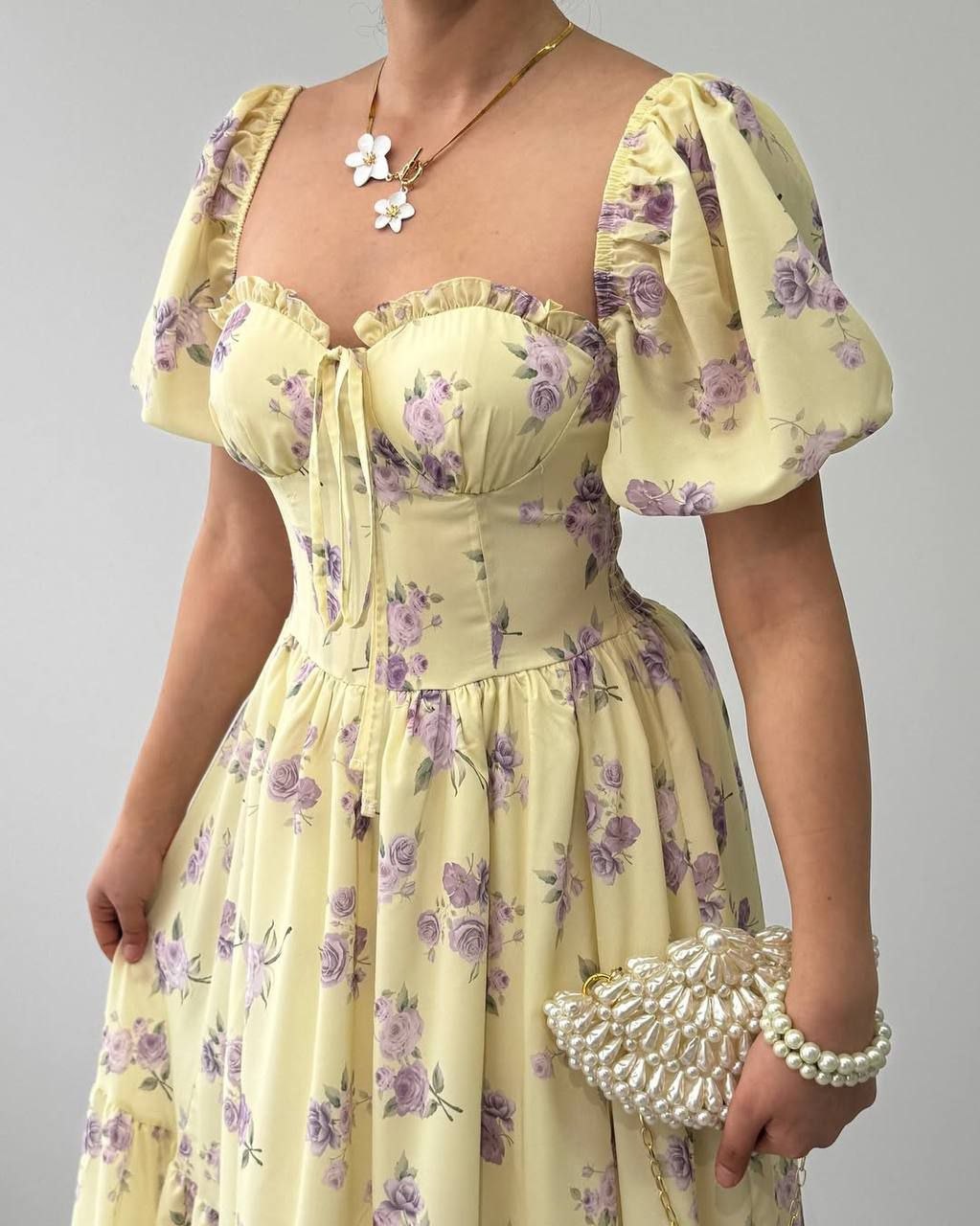 Dream Fashion Floral Midi Dress – Puff Sleeve Corset Style Dress