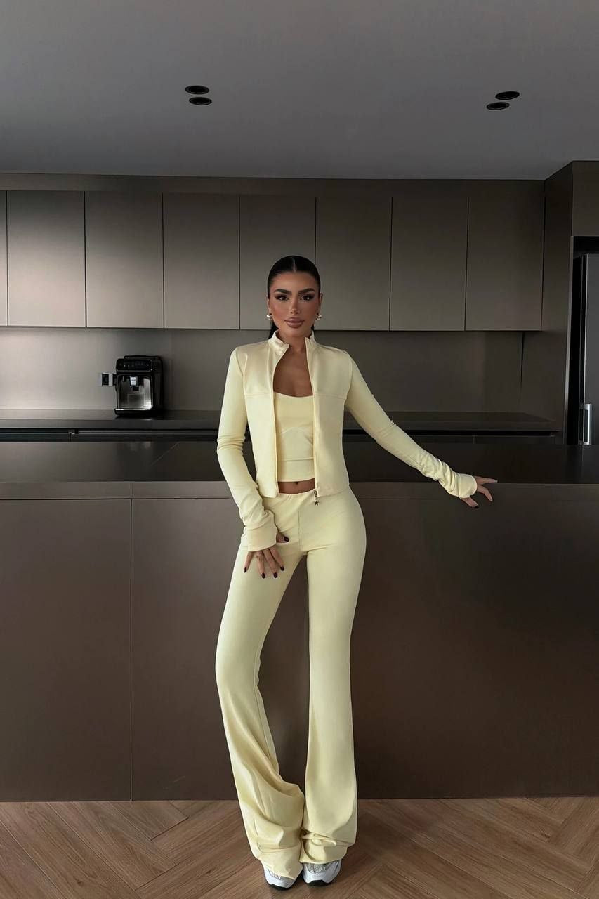 Dream Fashion Butter Cream Luxe 3 Piece Lounge Set – Elegant Flare Fit Edition