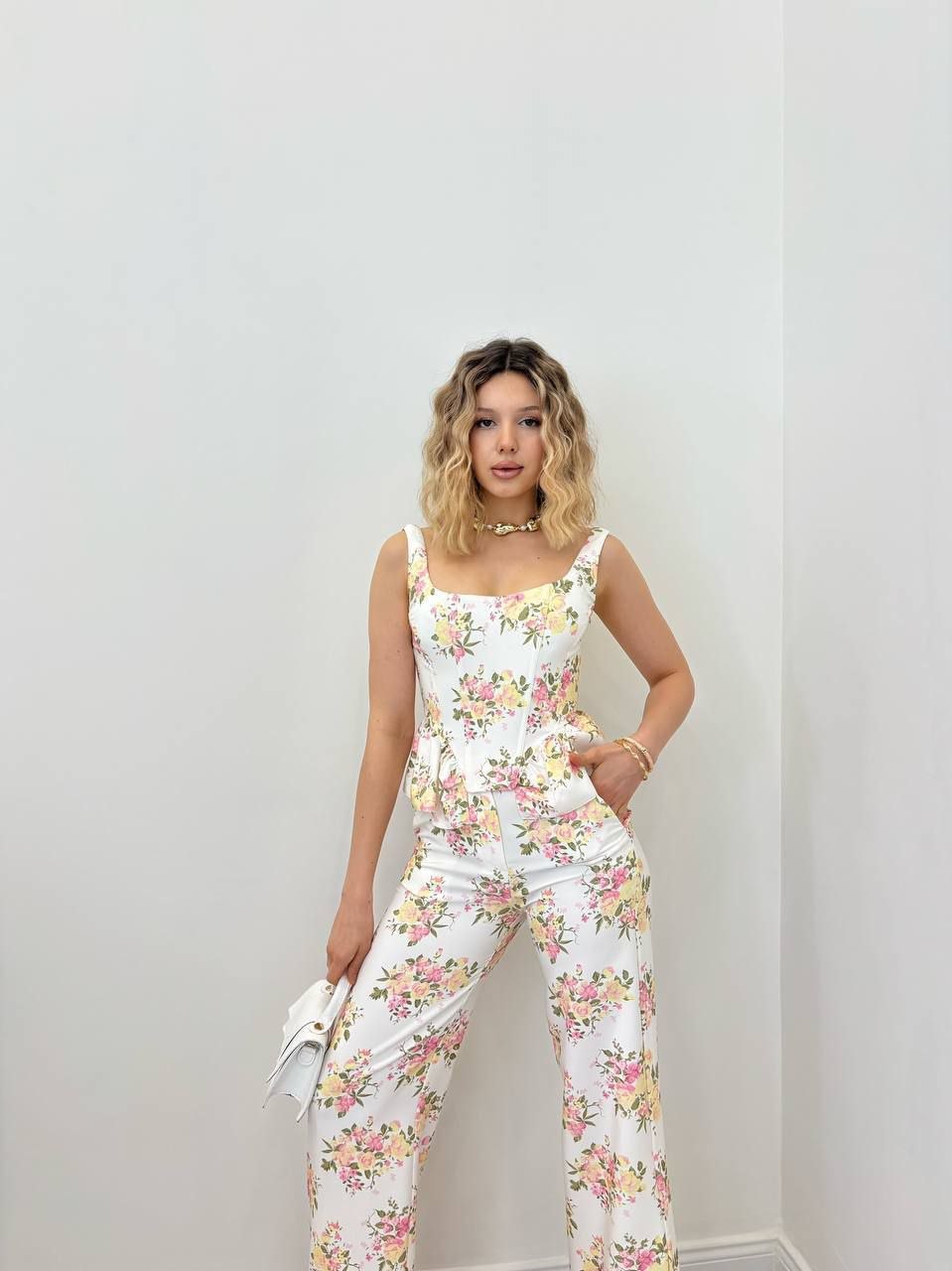 Floral Peplum Top & Wide-Leg Pants Two-Piece Set – Elegant Garden Bloom Outfit